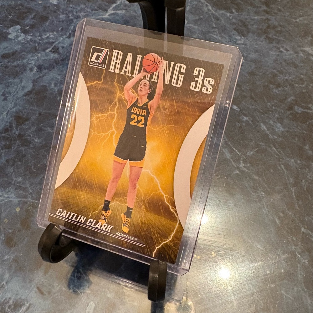 Caitlin Clark Basketball Card 2024 Panini Rainig 3s Card